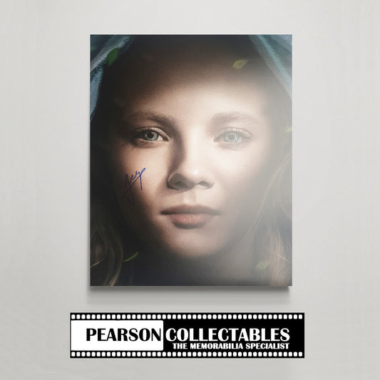 Freya Allan 'The Witcher' Autograph Photo