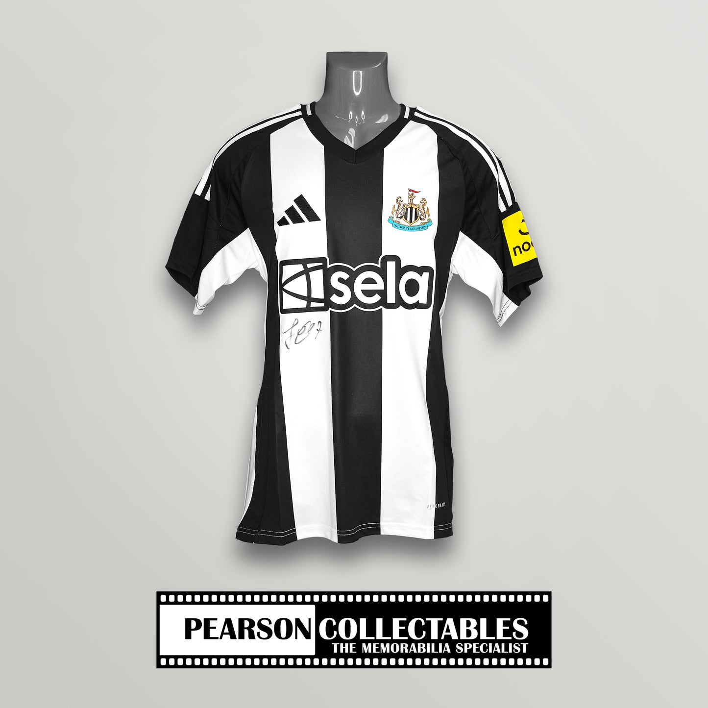 Joelinton Signed 'Newcastle United' Football Shirt