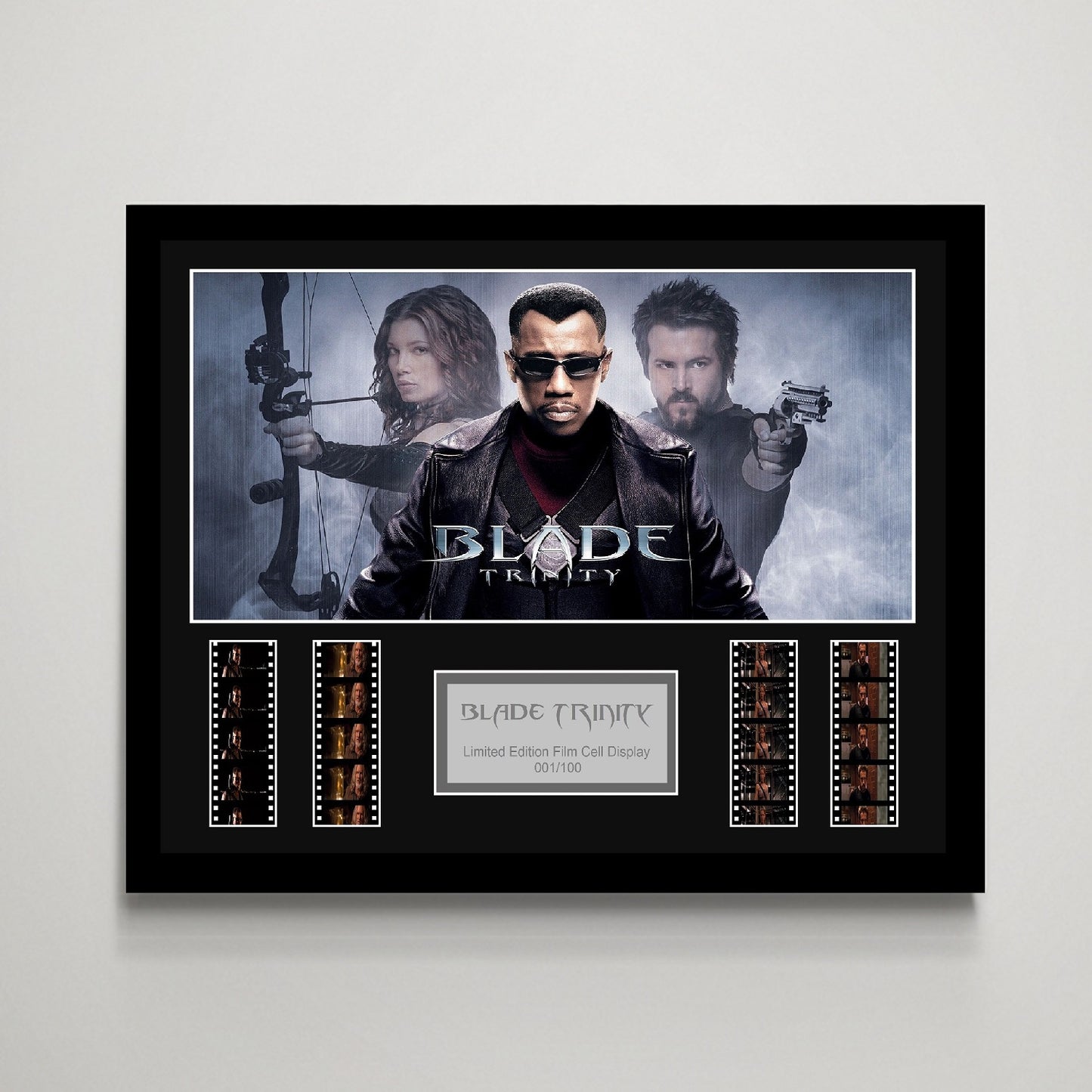 Blade Trinity Large Film Cell Display