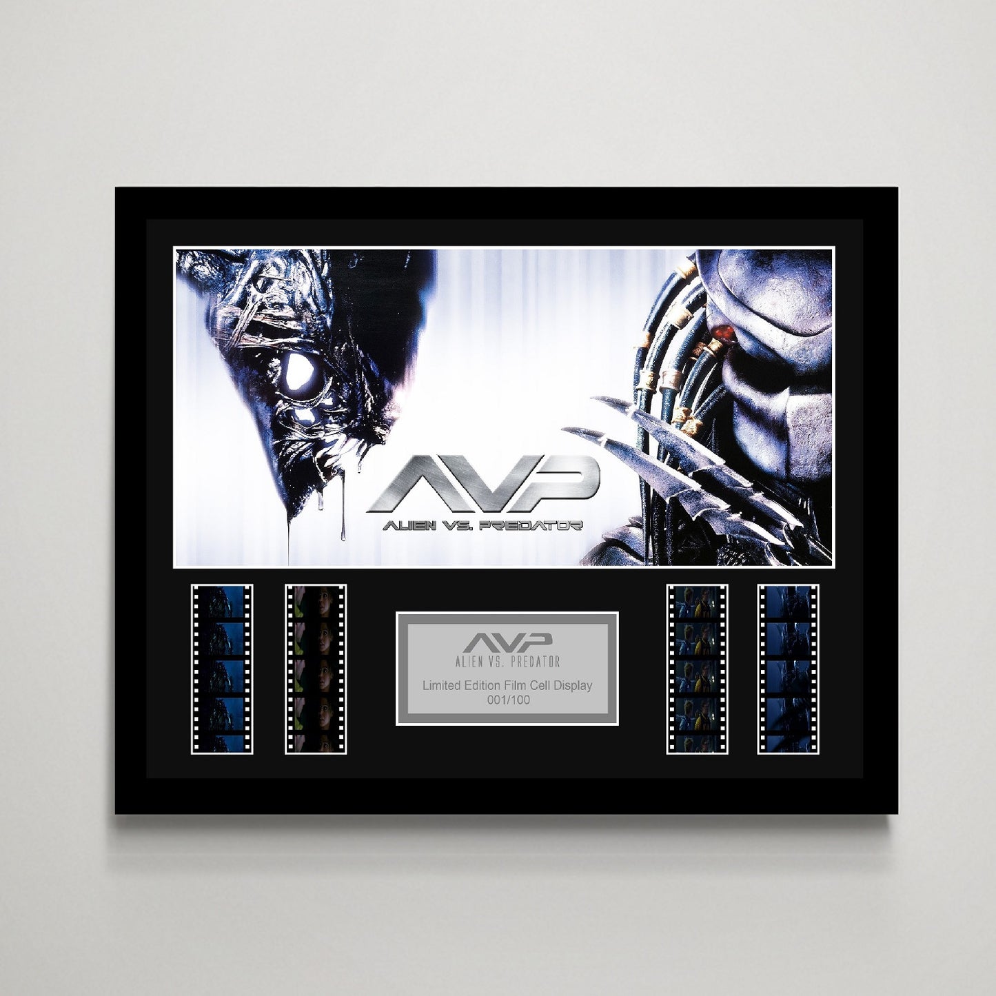 Alien Vs. Predator Large Film Cell Display