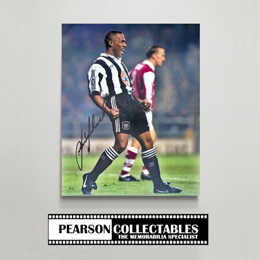 Les Ferdinand Signed Newcastle United 11x14'' Photo
