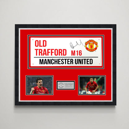 Owen Hargreaves 'Manchester United' Autographed Street Sign Display